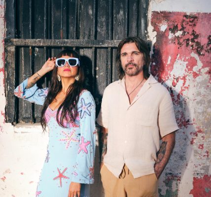 Juanes lanza el sencillo "Muérdeme"