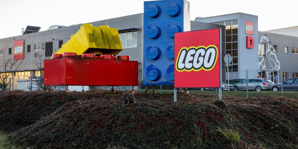 Lego fábrica