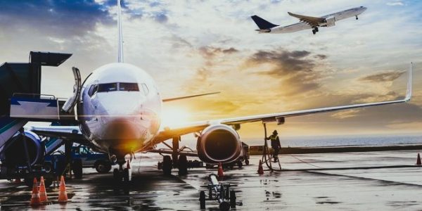 Ligia Carolina Gorriño Castellar - ¡Conócela! Vuelo seguro ¡La evolución de los seguros en transporte aéreo y espacial! - FOTO