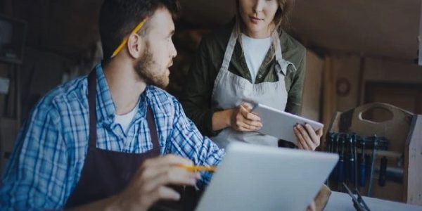 Luis Alberto Pérez González - ¡Entérate! Cómo dominar la gestión del dinero en emprendimientos familiares - FOTO