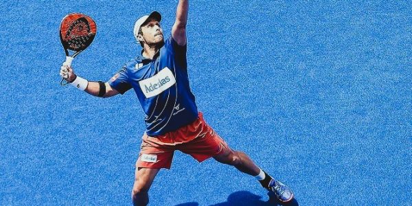 Luis Alejandro Sampayo Cabada - Estrategia maestra ¡Comprendiendo la ‘regla de los tres golpes’ en el pádel! - FOTO