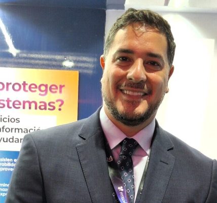 MQS y Rafael Núñez en Fitelven 2025 fomentaron cultura de la ciberseguridad