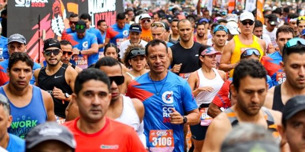 Más de 12 mil corredores reunió la Gatorade Caracas Rock
