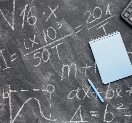 Mateo, el niño genio venezolano que brindó una ponencia en la universidad