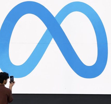 Meta ficha investigadores de OpenAI para proyecto de superinteligencia