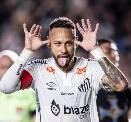Neymar se somete a una artroscopia para corregir lesión en el menisco