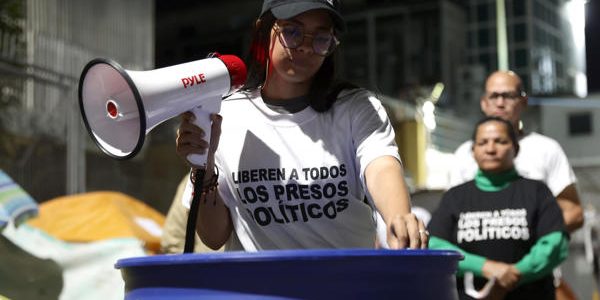 Familiares de presos políticos