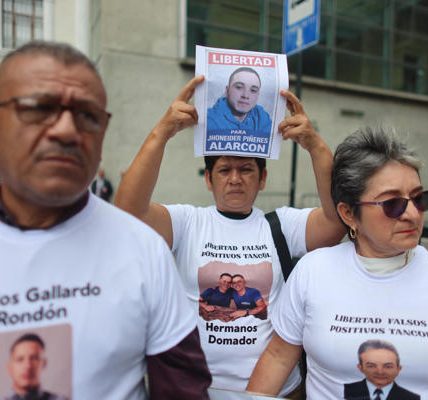 familiares de presos políticos