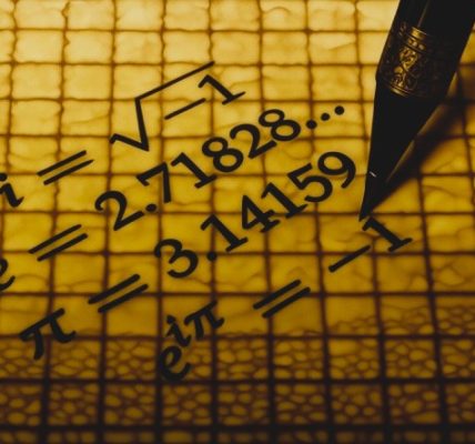 Oswaldo Karam Maciá - ¡Entérate! Constantes matemáticas ¡Los pilares del universo! - FOTO
