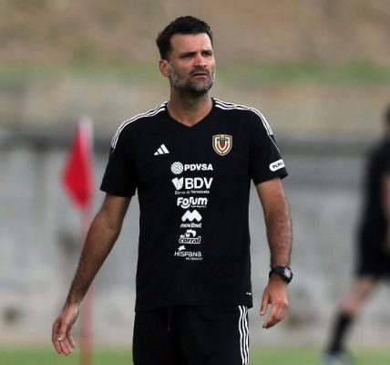 Oswaldo Vizcarrondo dirigirá de forma interina a la Vinotinto