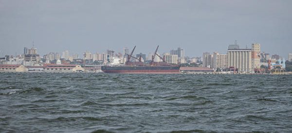 Repsol firma un acuerdo con Venezuela para explorar una nueva zona petrolífera en el país