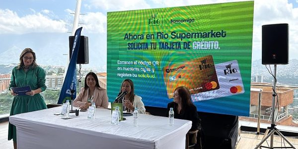 Río Supermarket y Bancamiga entregarán más de 2.000 tarjetas de crédito en Caracas