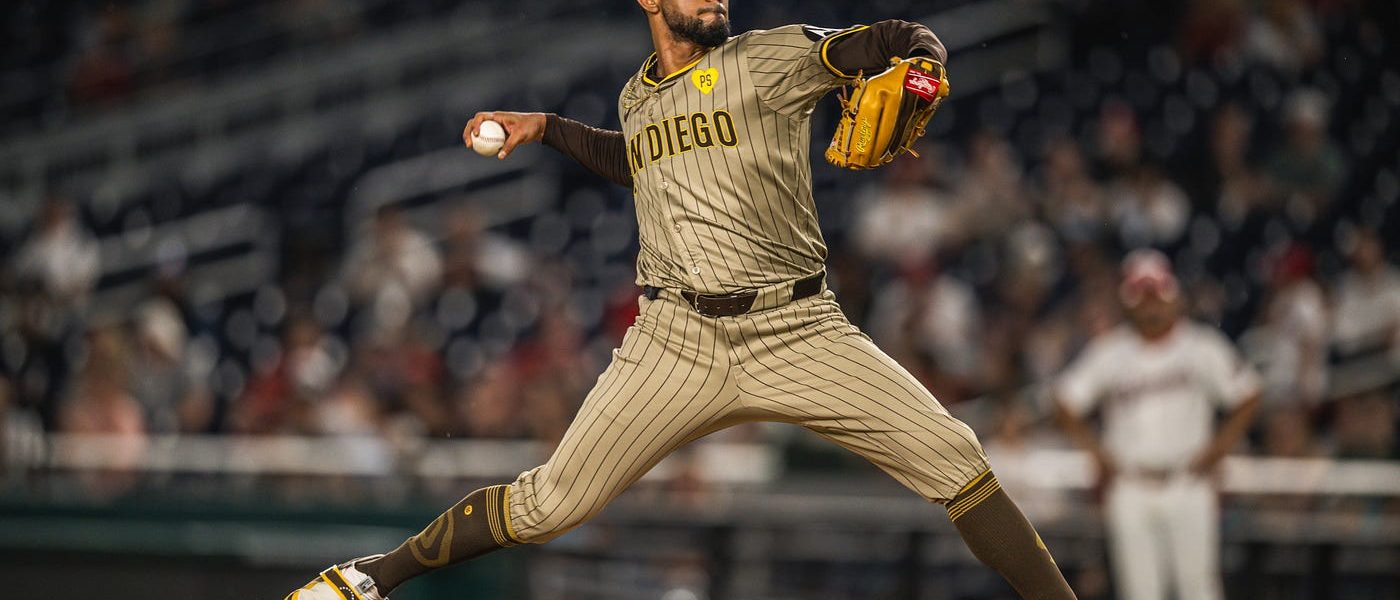 Robert Suárez llegó a 40 juegos salvados en la MLB