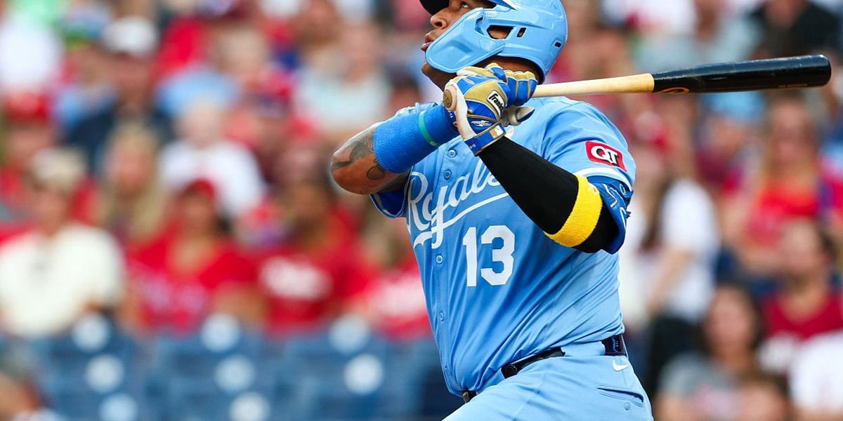 Salvador Pérez llegó a los 300 jonrones en la MLB