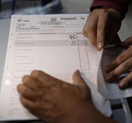 Perú - Elecciones- Sanchez - Fujimori
