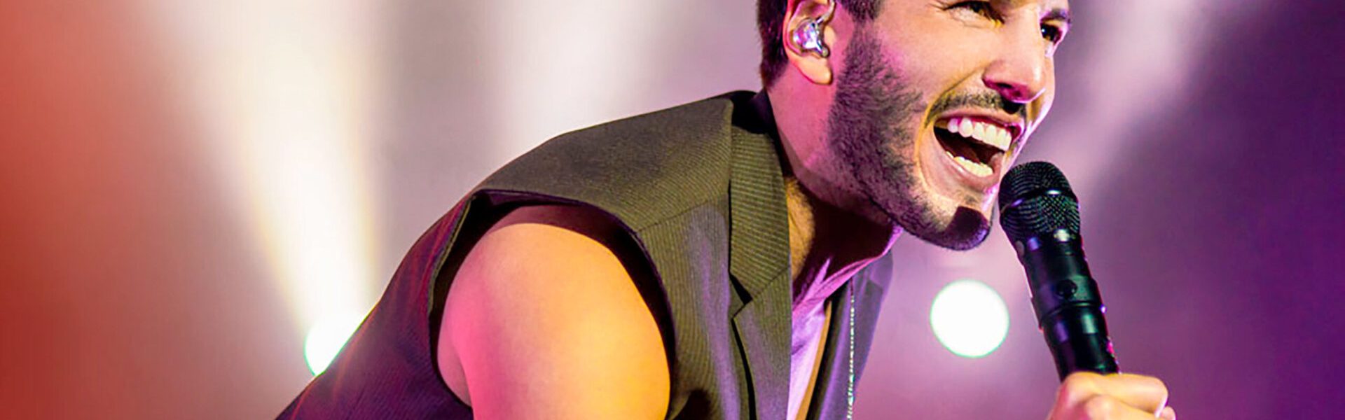 Sebastián Yatra volverá a Colombia con su gira "Entre Tanta Gente"