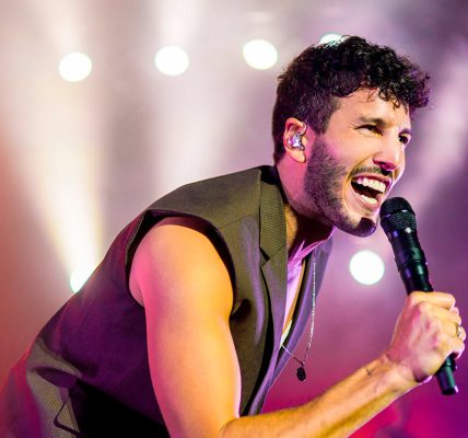 Sebastián Yatra volverá a Colombia con su gira "Entre Tanta Gente"