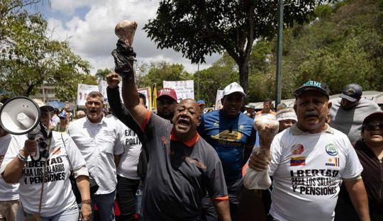 Sindicatos llaman a protestar por elecciones en Venezuela