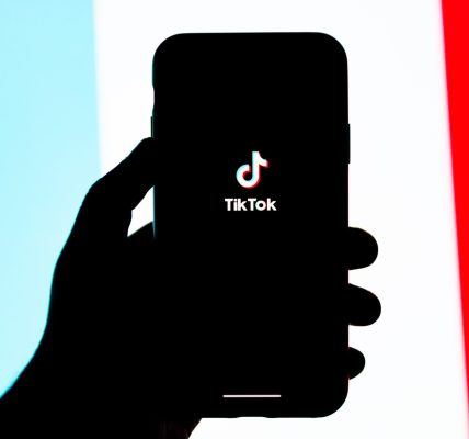 TikTok enviará advertencia a los jóvenes tras una hora de uso
