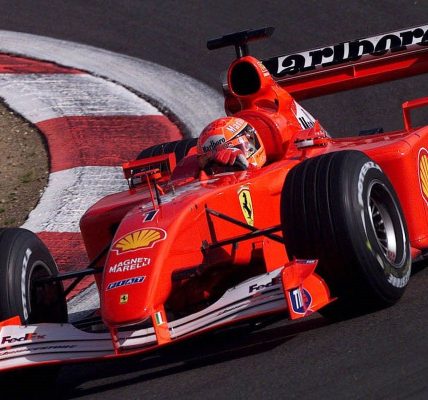 Un Ferrari de Schumacher se subastó por una cifra récord