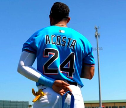 Venezolano Máximo Acosta debutó en la MLB con los Marlins de Miami