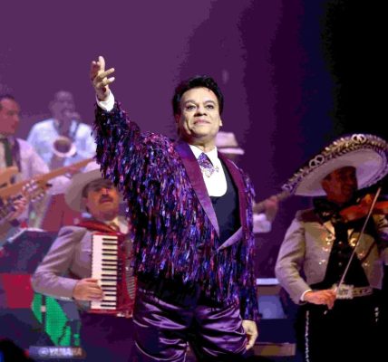 Virgin Music lanza sencillo inédito de Juan Gabriel