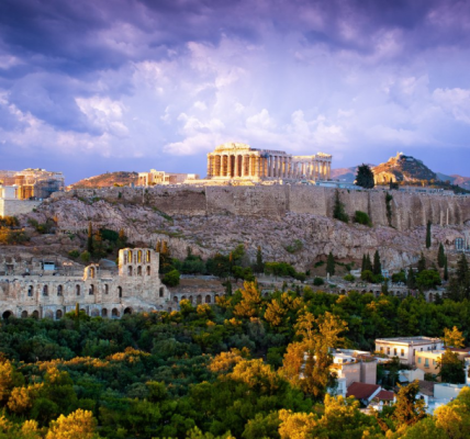 Carlos Julio Heydra Castillo | Piedra, Llanto y Verdad: La Estética de la Tragedia en la Grecia Clásica