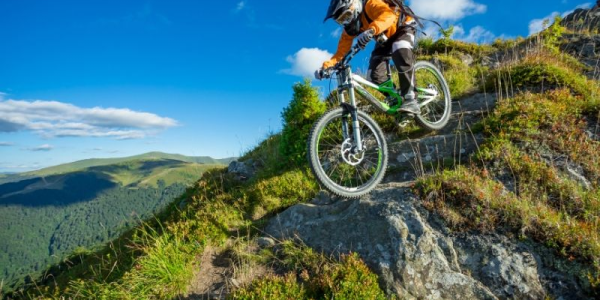 La Adrenalina al Límite: Deportes Extremos y Sus Hitos con la Perspectiva de José Antonio Murga Baptista