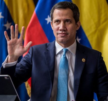 Exdiputados de la oposición venezolana le retiran el apoyo a Juan Guaidó